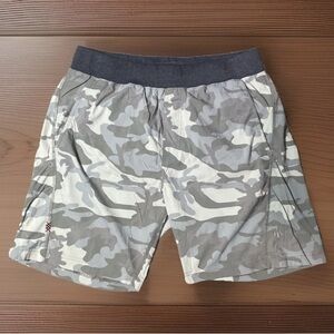Rhone Mako Camo Shorts Men’s Medium 7 Inch Inseam Outdoor